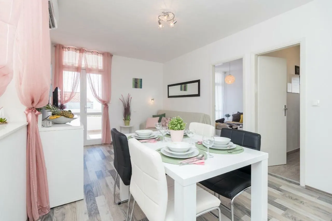 Apartman Roko Petrčane