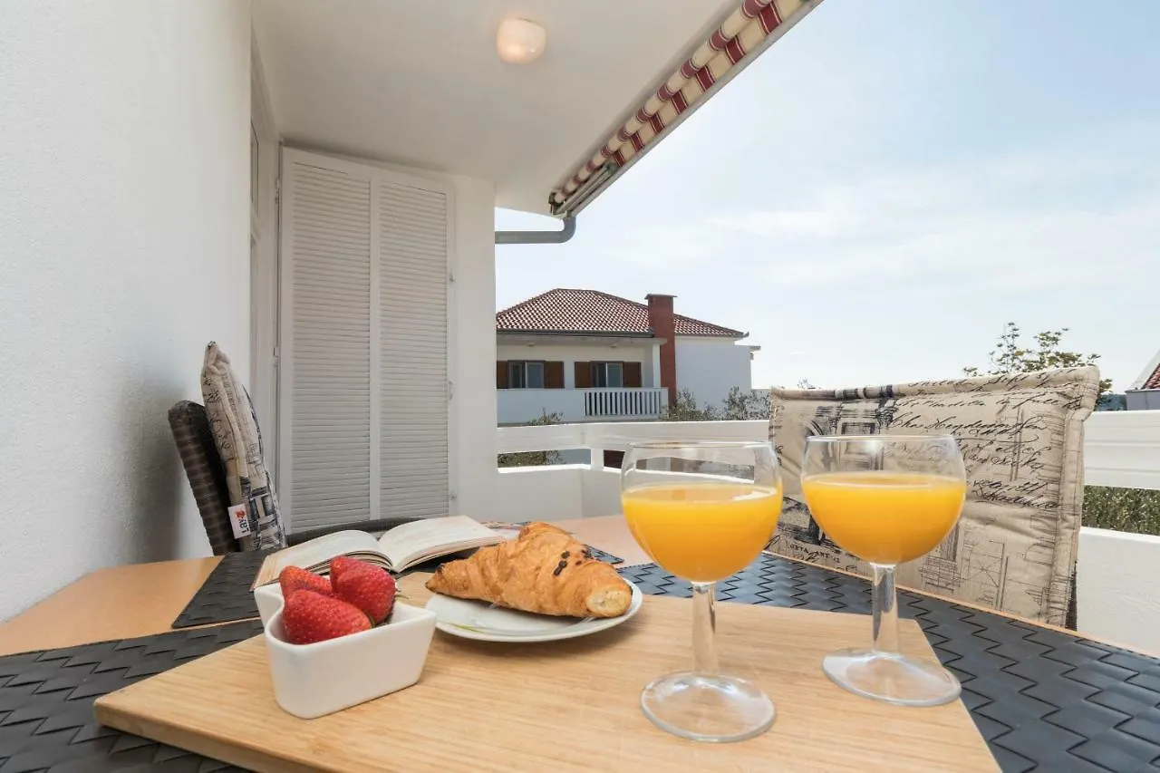 아파트 Apartman Roko
